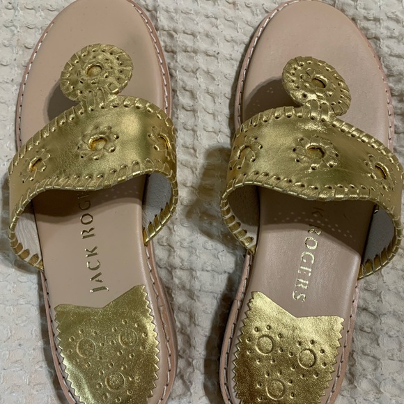 Jack Rogers Flat Sandal, Gold, 6.5 - Picture 1 of 4